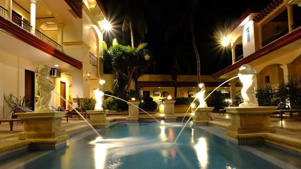 Отель Palmas Del Mar Баколод Экстерьер фото